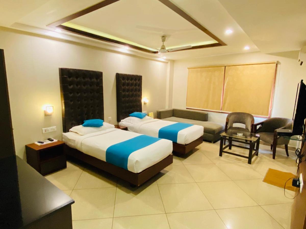 Saluja Residency Hotel Siliguri Exterior foto